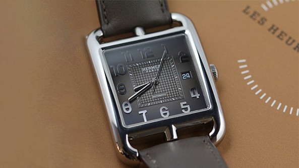 Our selection of Hermès Cape Cod Watches