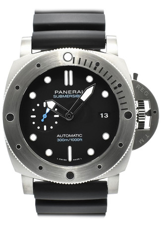 Panerai Submersible 47mm Titanium Case Black Dial Rubber Bracelet PAM02305 